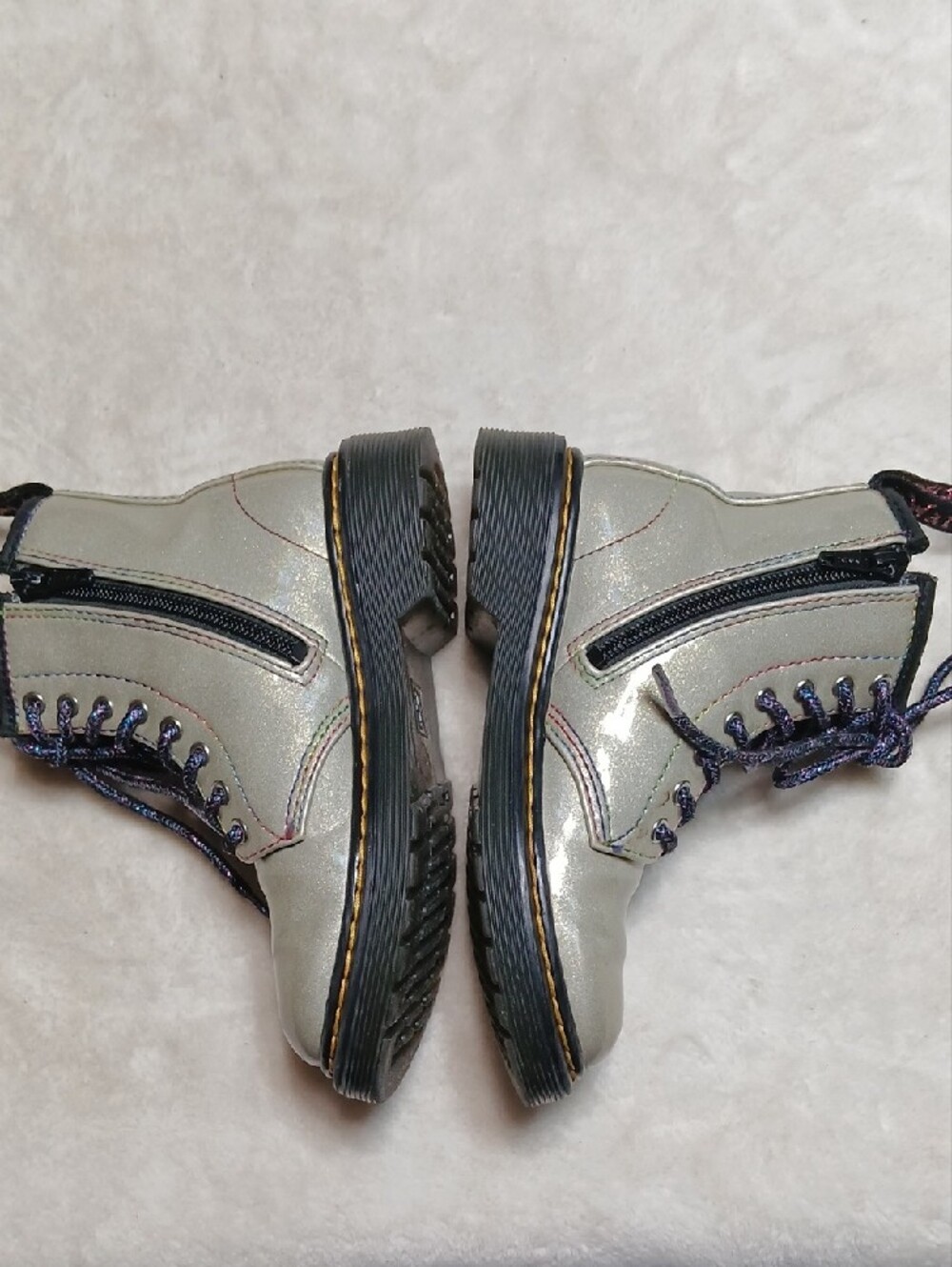 Dr. Martens Kids Iridescent Silver Combat Boots with Black Soles Size 12 Girl - Picture 3 of 8